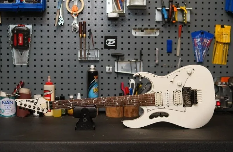 گیتار الکتریک Ibanez JEM Jr