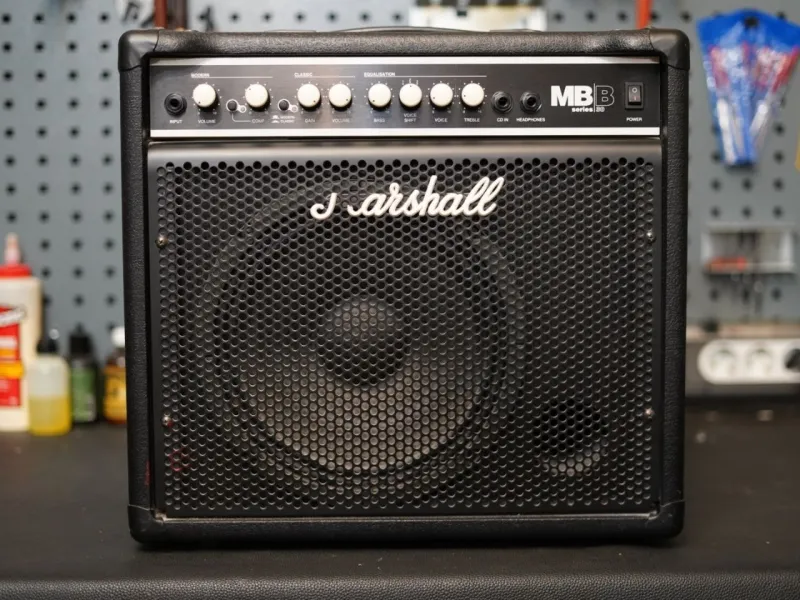 آمپلی فایر بیس Marshall MB30