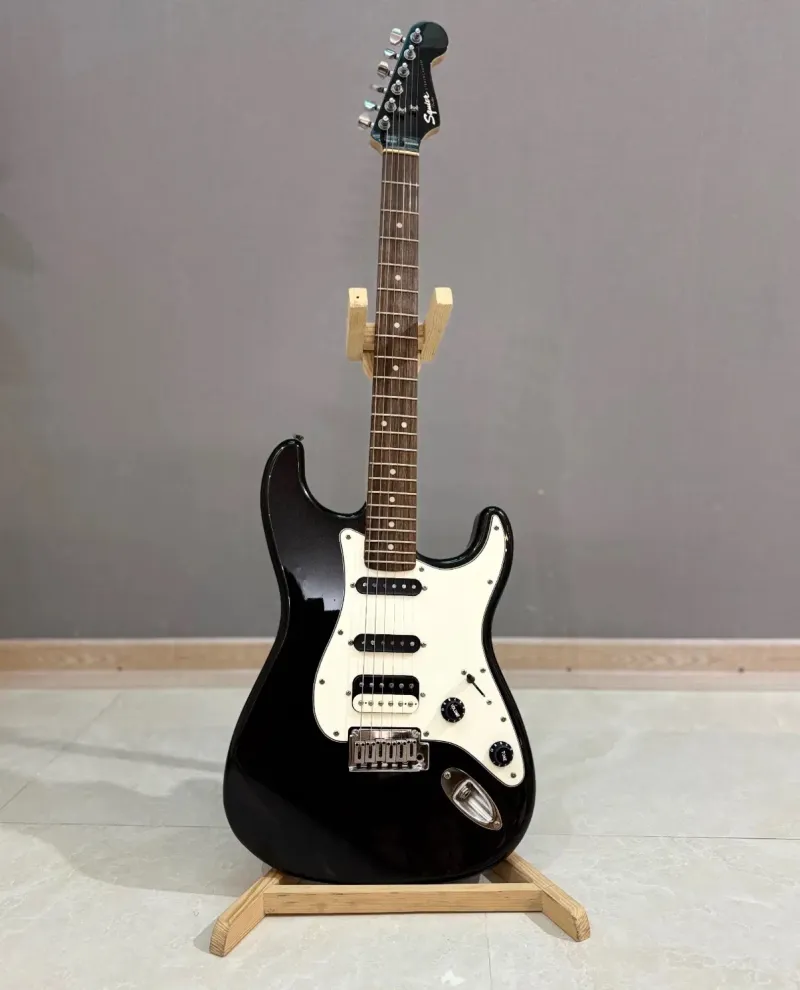 گیتار الکتریک Fender Contemporary StratHH+کیف،کابل