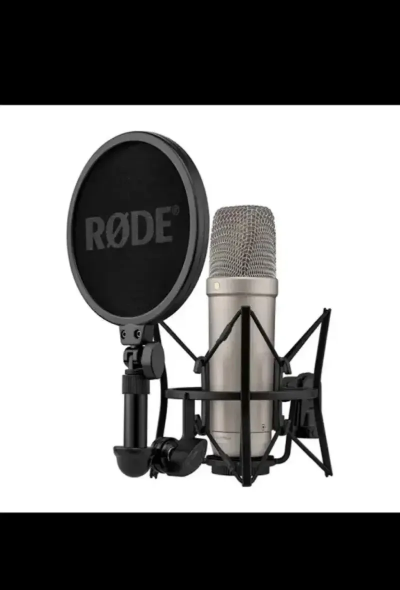 استدیویی rodnt1 به همراه کارت صدا به برقم زده نشده