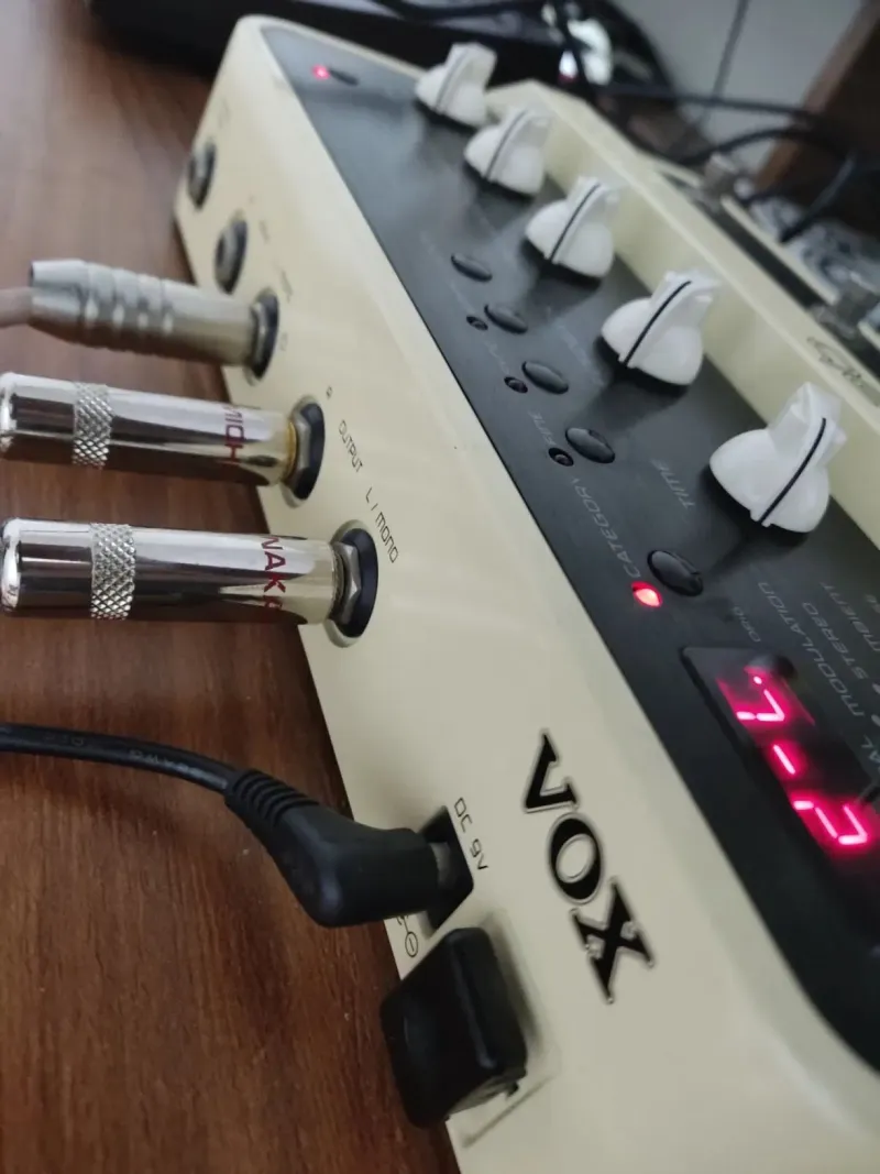پدال افکت لوپر vox delaylab